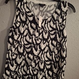 Patterned Black and White Women's Top
